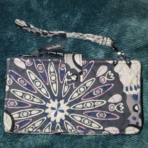Vera Bradley Mimosa Medallion Tri-Fold RFID Wallet Smartphone‎ Wristlet - Picture 2 of 6